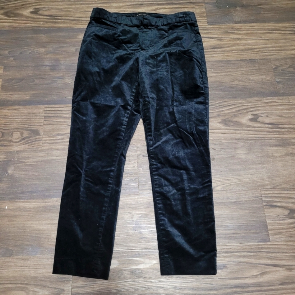 Banana Republic Black Velvet Pants Size 6 Short Sloan Witchy